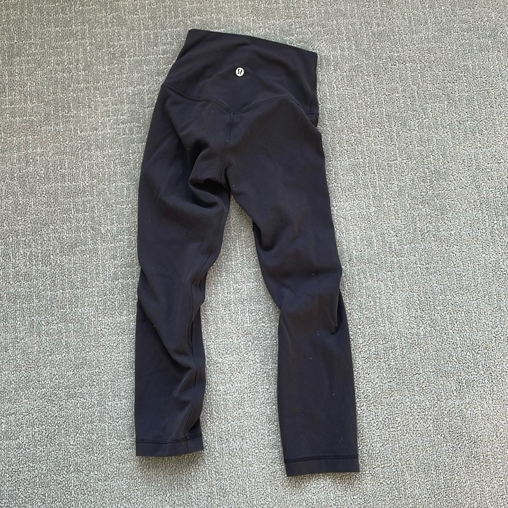 Lightly worn Lululemon align crop pants.